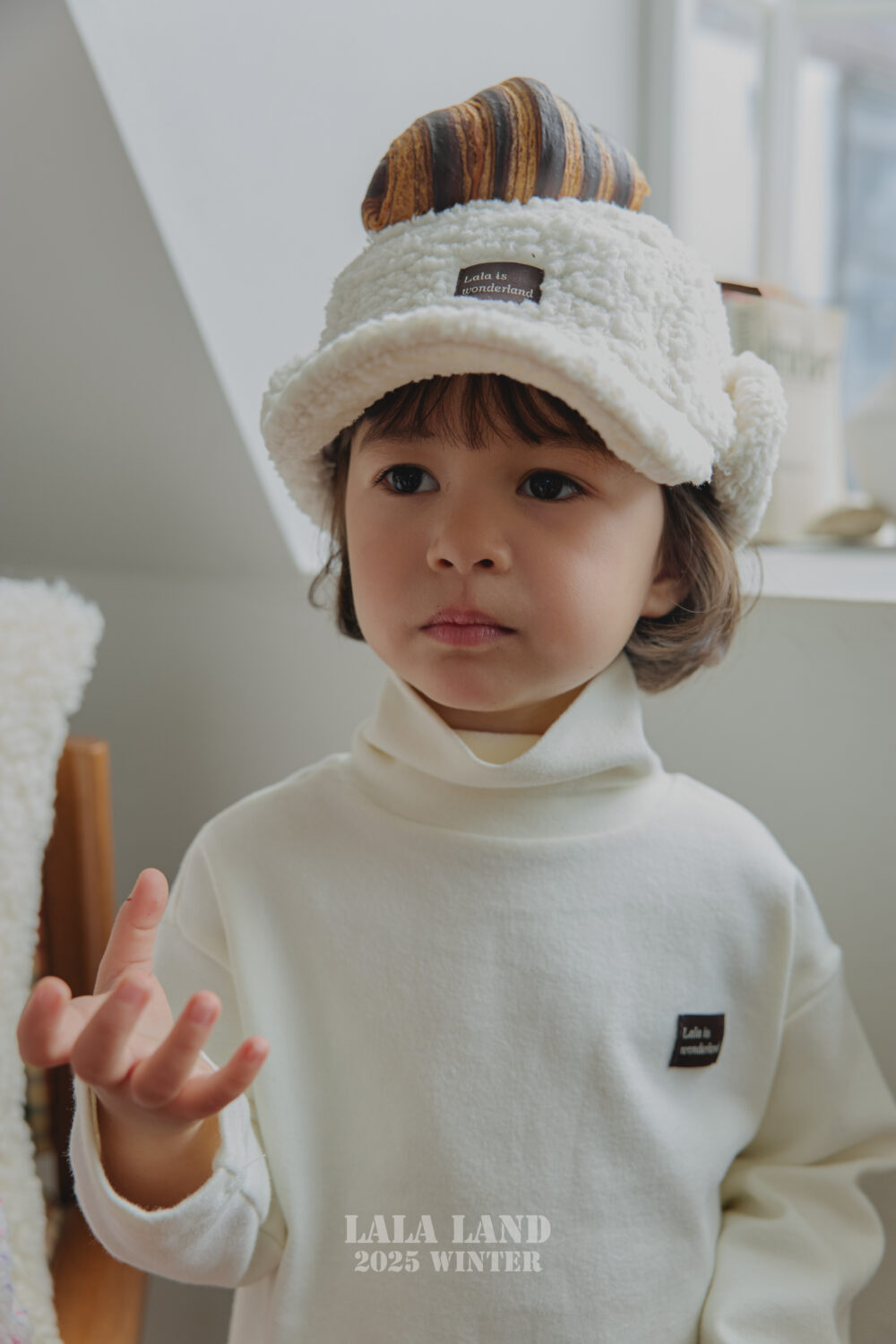 <b>LALALAND上衣</b>Winter 루즈핏 쫀득 폴라티  75-120CM