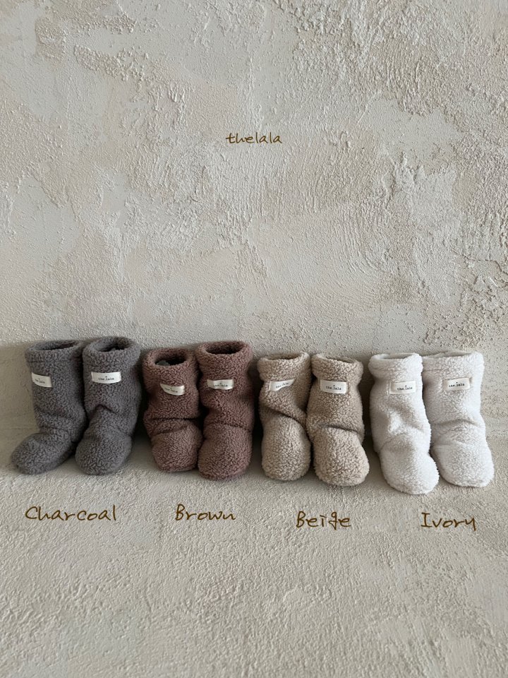 <b>THELALA襪子</b>Winter .몽글풋워머 FREE SIZE