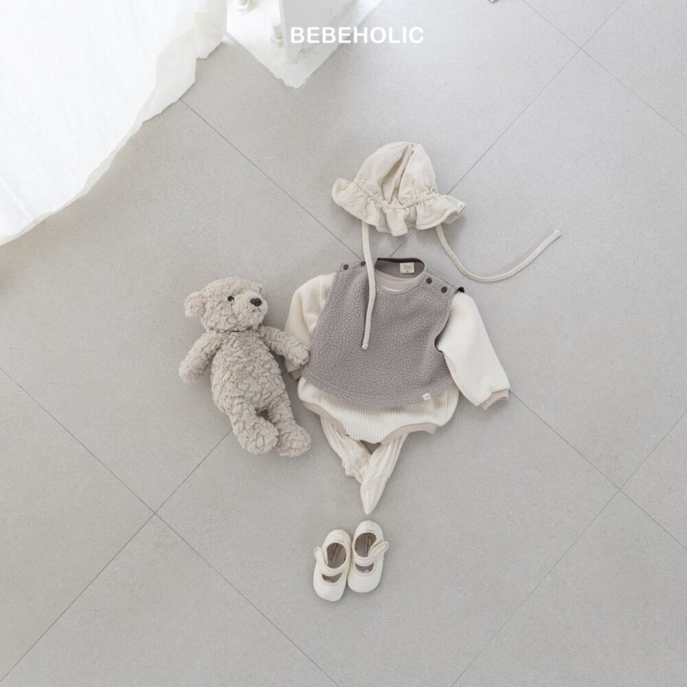 <b>BEBEHOLIC包屁衣</b>Winter 무지개슈트 3-18M