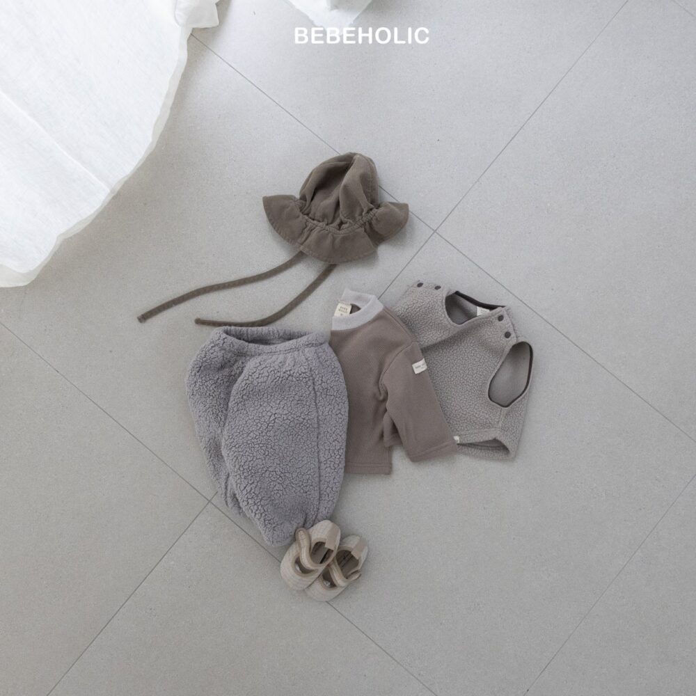 <b>BEBEHOLIC T恤</b>Winter 루키레이어폴라티 3-18M