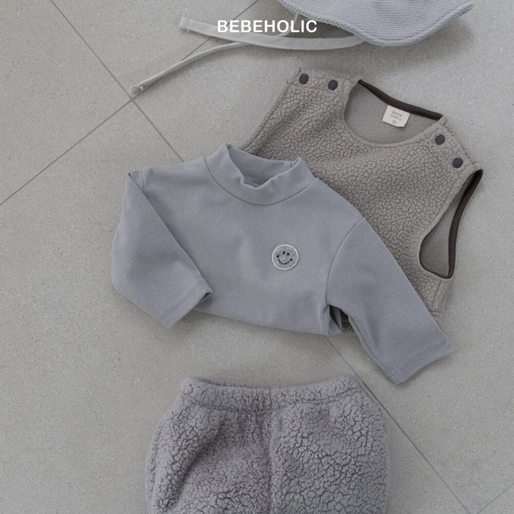 <b>BEBEHOLIC上衣</b>Winter 스마일반폴라티 3-18M