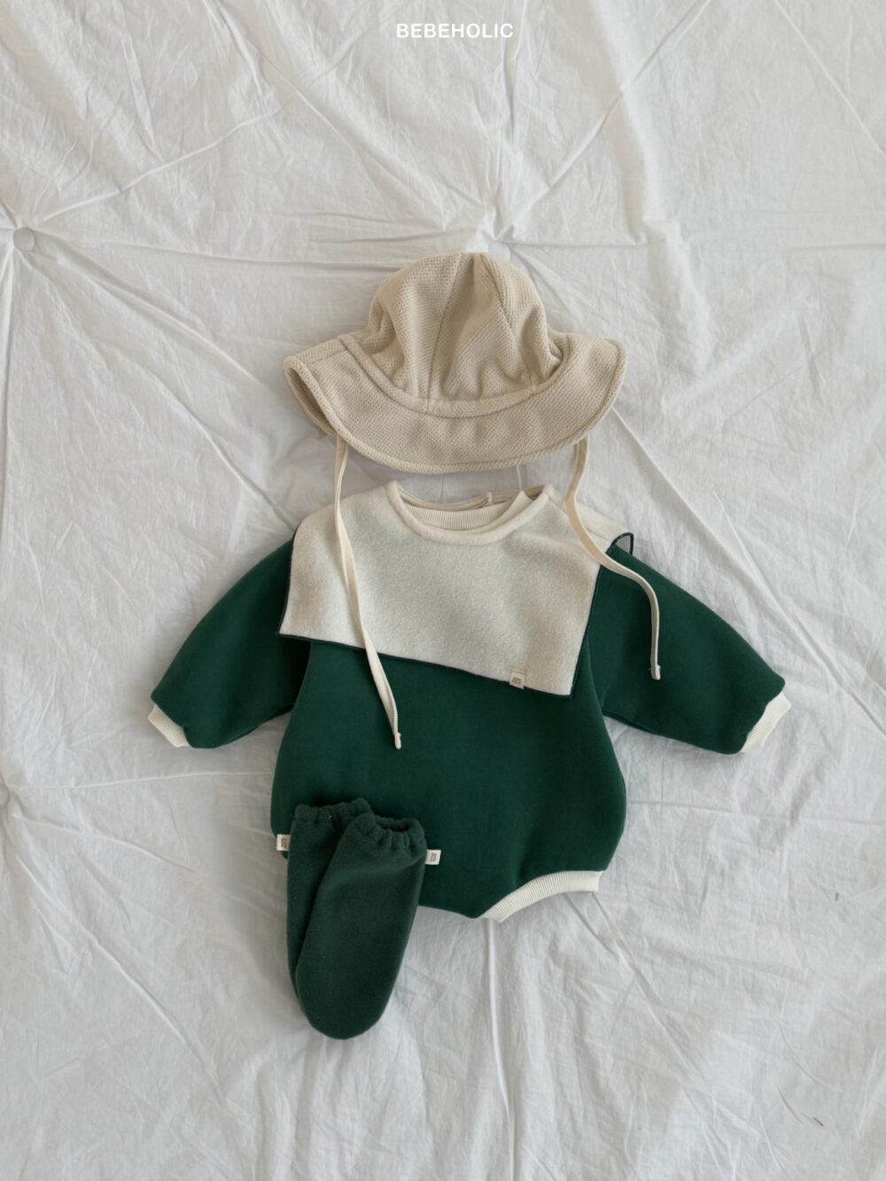 <b>BEBEHOLIC包屁衣</b>Winter 로엘케이프세트  3-18M