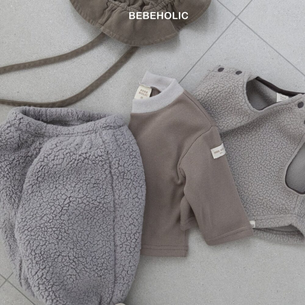 <b>BEBEHOLIC T恤</b>Winter 루키레이어폴라티 3-18M