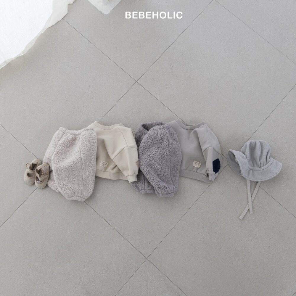 <b>BEBEHOLIC衛衣</b>Winter 모형빵떡맨투맨 3-18M