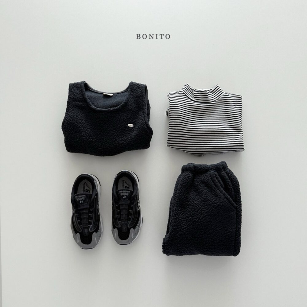 <b>BONITO上衣</b>Winter기모목폴라70-140CM黑綠粉