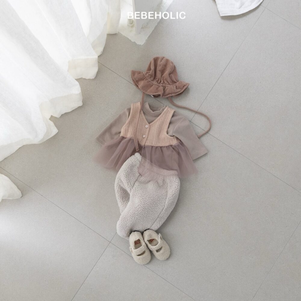 <b>BEBEHOLIC背心</b>Winter 모스키뷔스티에3-18M
