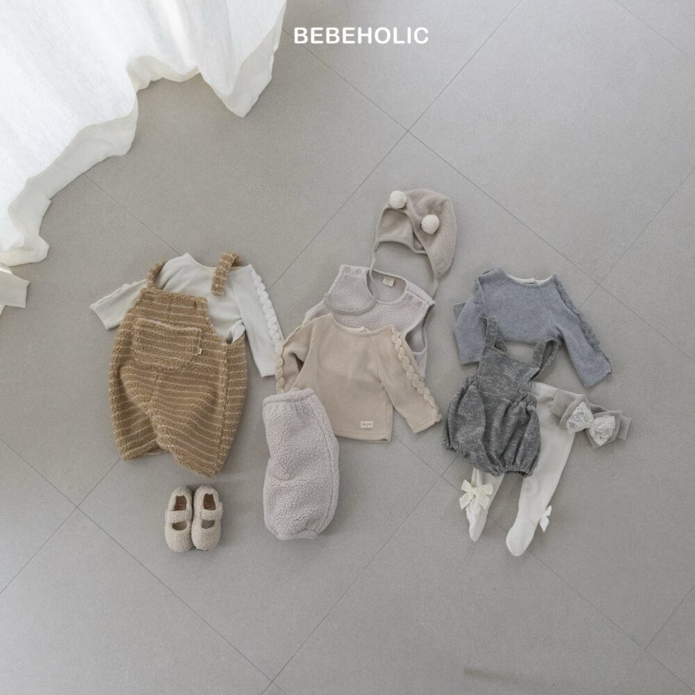 <b>BEBEHOLIC上衣</b>Winter 웨이브소매티 3-18M