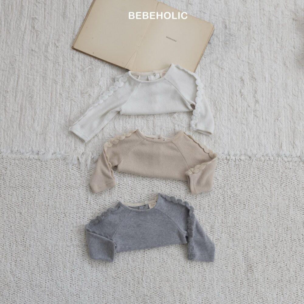 <b>BEBEHOLIC上衣</b>Winter 웨이브소매티 3-18M