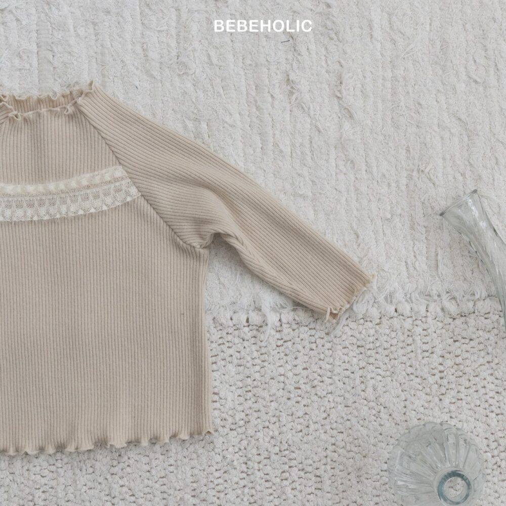 <b>BEBEHOLIC上衣</b>Winter 루이레이스티 3-18M