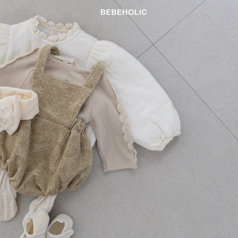<b>BEBEHOLIC連身衣</b>Winter 웨이브소매티 3-18M