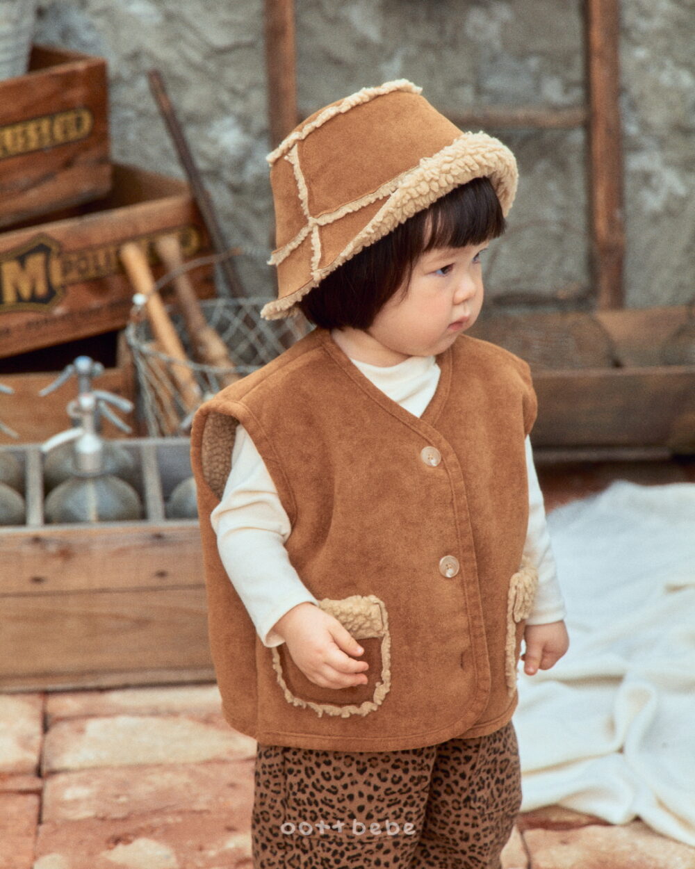 11 <b>OOTTBEBE帽子</b>Winter 무스탕벙거지모자 FREE SIZE