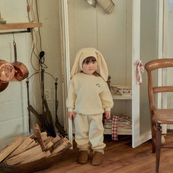 2 <b>OOTTBEBE套裝</b>Winter 러브베베상하복 75-120CM