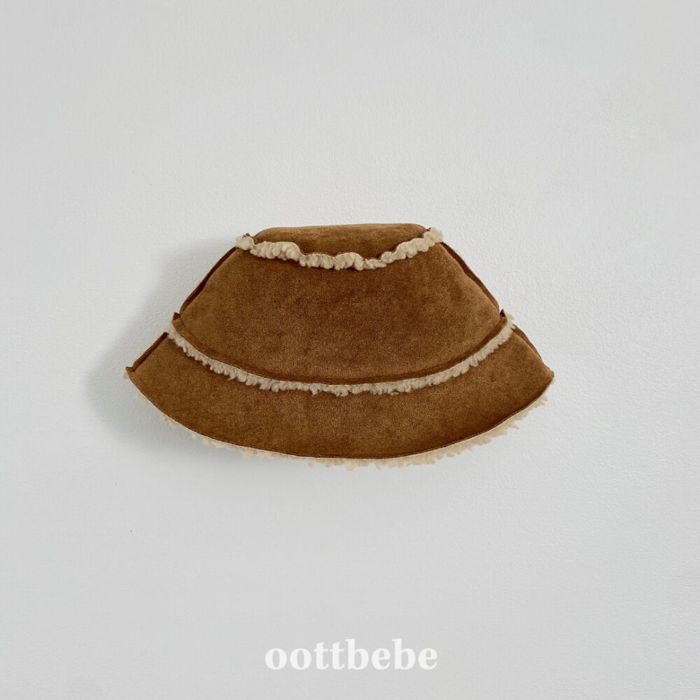 4 <b>OOTTBEBE帽子</b>Winter 무스탕벙거지모자 FREE SIZE