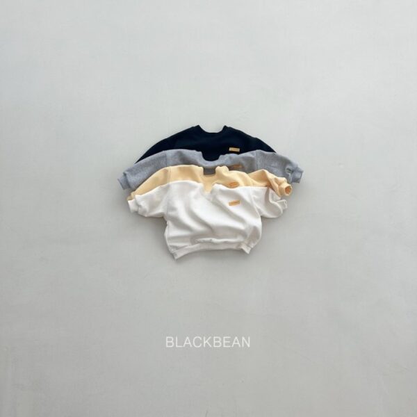 1 <b>Black bean衛衣</b>Spring 썸맨투맨 80-120cm