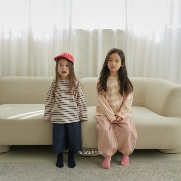 1 <b>Black bean上衣</b>Spring 마카롱티 80-120cm