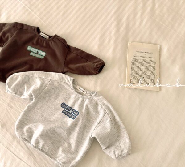 1 <b>Valubebe衛衣</b>Spring 모먼트 맨투맨 60-90cm