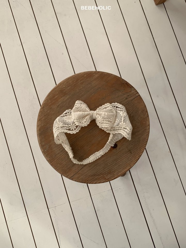 2 <b>|BABY| Bebeholic髮飾</b>Spring 레이스헤어밴드 FREE