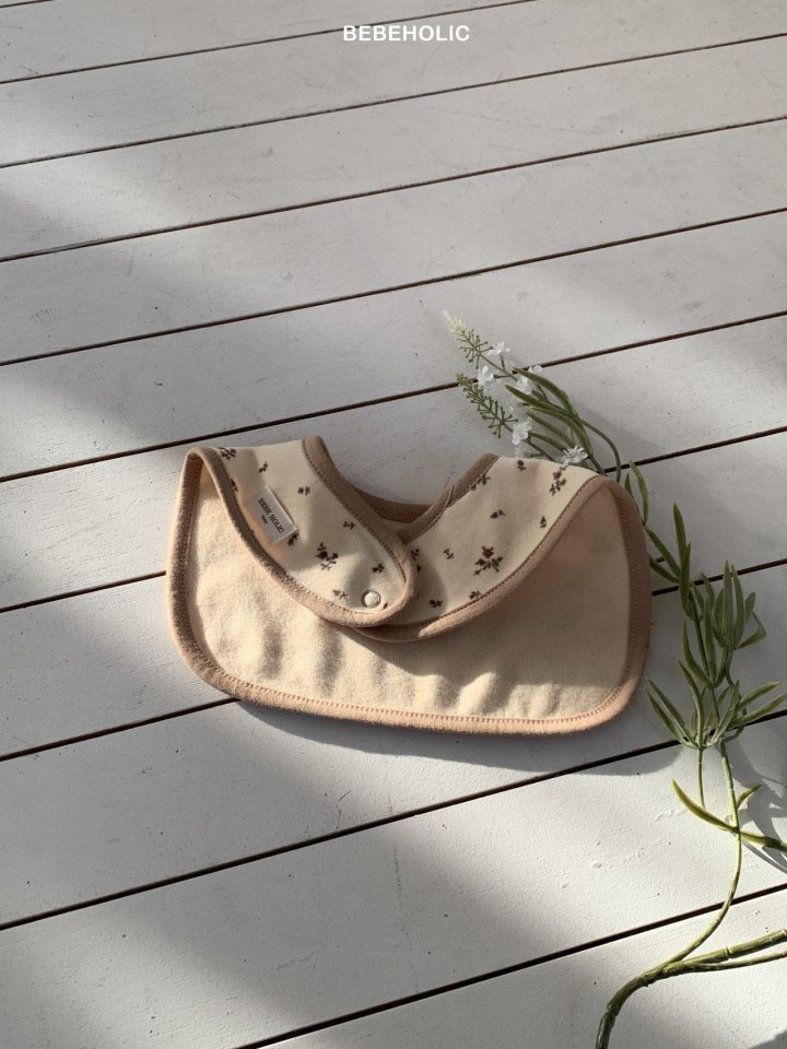 7 <b>|BABY| Bebeholic圍兜</b>Spring 큐티 벨벳케이프 FREE