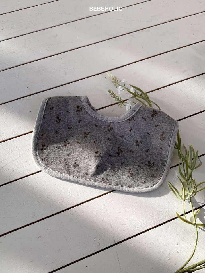 8 <b>|BABY| Bebeholic圍兜</b>Spring 큐티 벨벳케이프 FREE