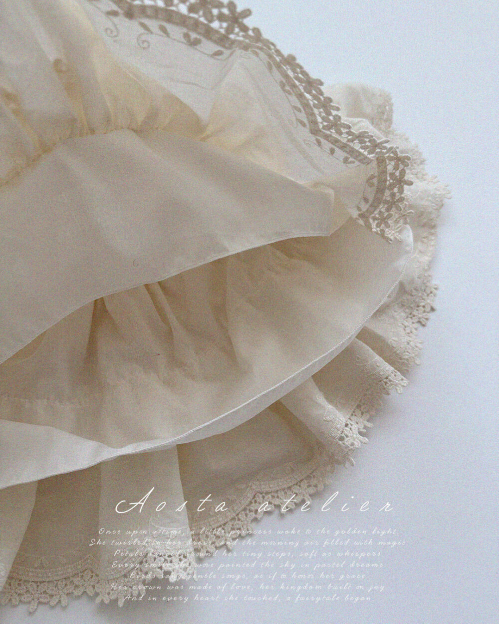 레이스 캉캉블라우스3 <b>AOSTA上衣</b>Spring 레이스 캉캉블라우스 FREE