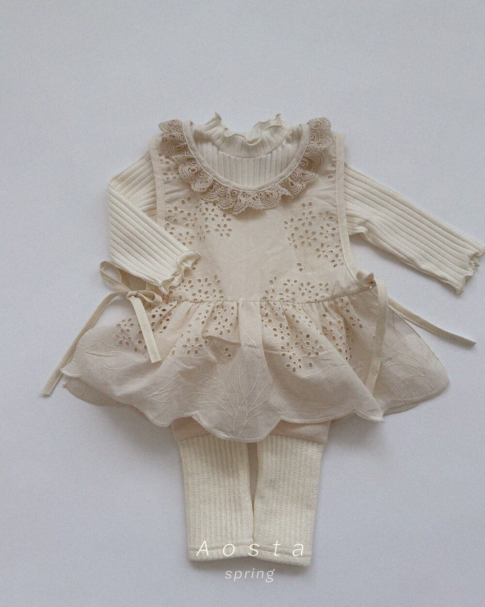 면레이스베스트 18 <b>AOSTA上衣</b>Spring 레이스 코튼 블라우스 FREE