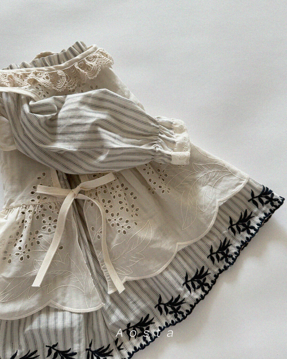 면레이스베스트 8 <b>AOSTA上衣</b>Spring 레이스 코튼 블라우스 FREE