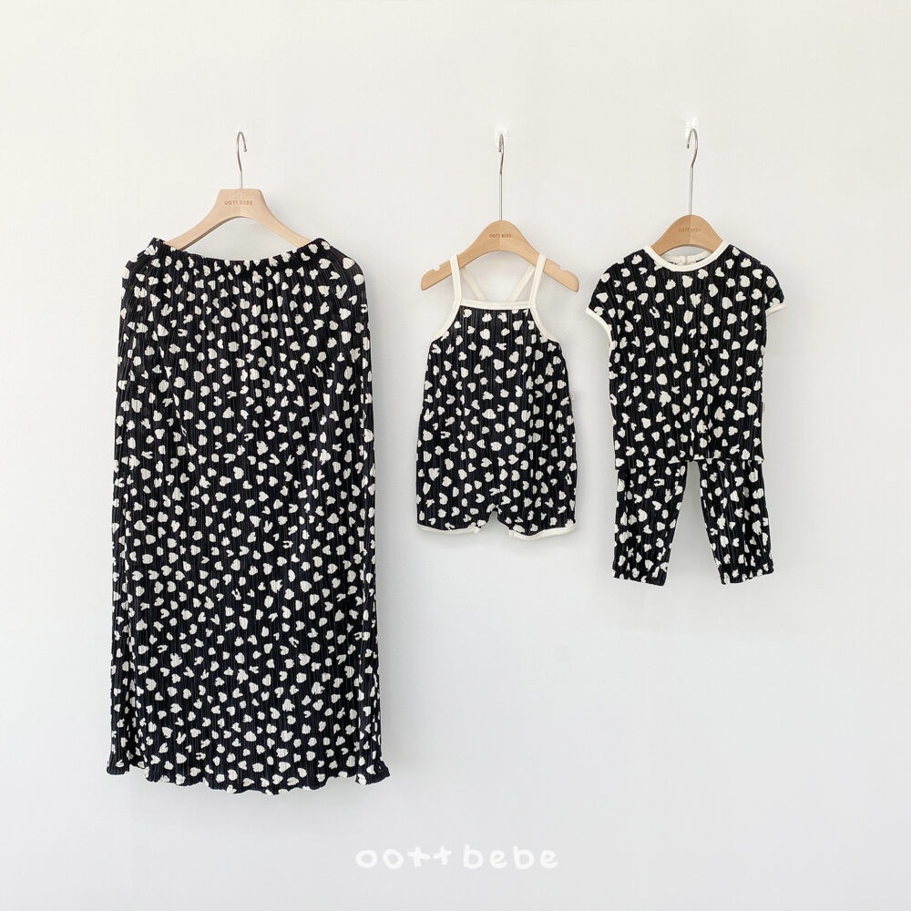 05 <b>OOTTBEBE裙子</b>Summer 쁘띠호피플리츠스커트 FREE