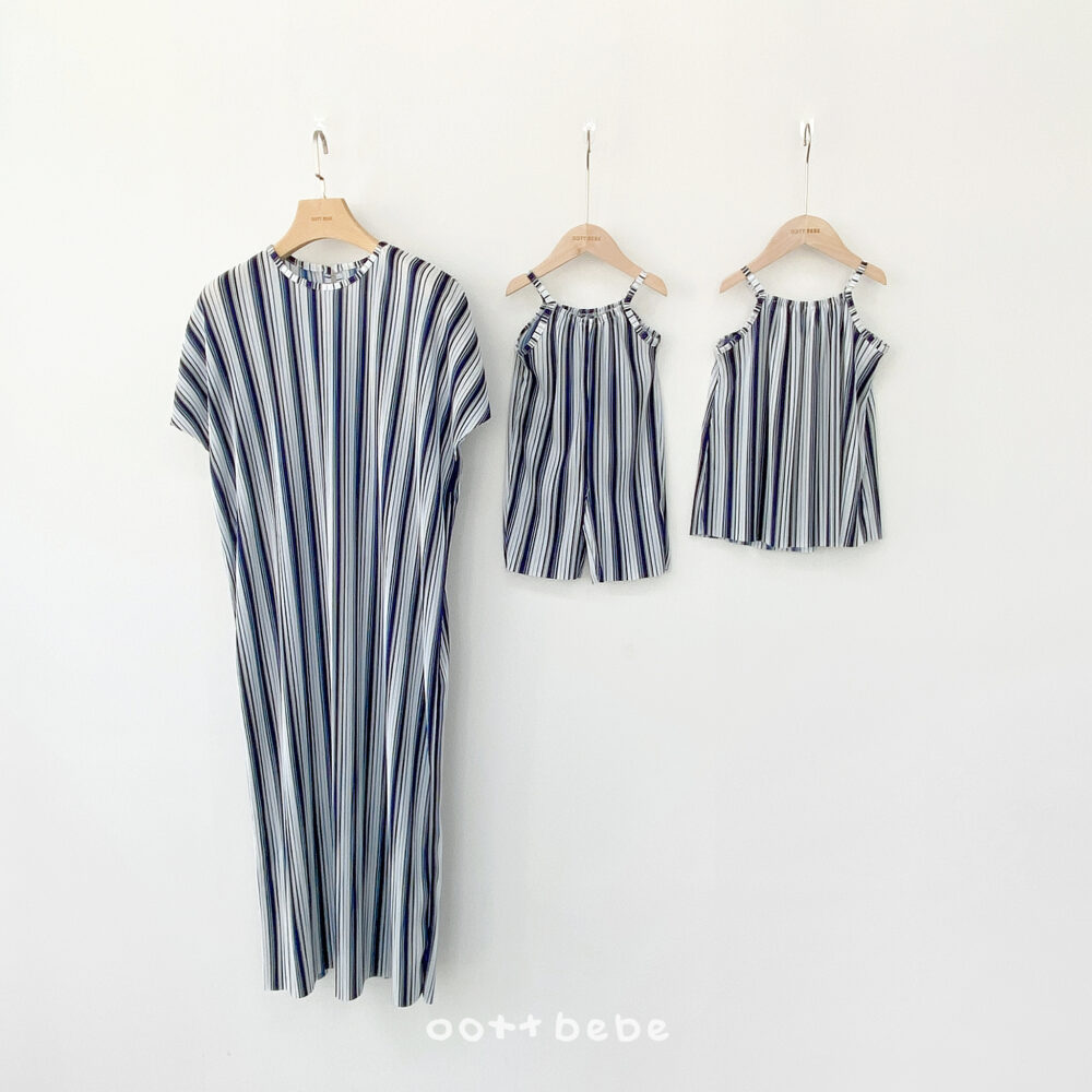 06 <b>OOTTBEBE連身衣</b>Summer 트윙클플리츠원피스 FREE