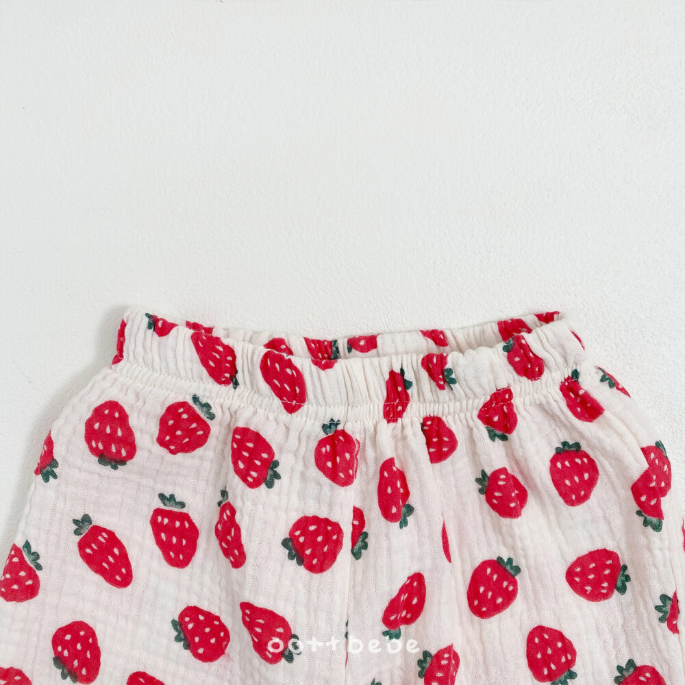 10-1 (1) <b>OOTTBEBE褲子</b>Summer 토핑고쟁이 75-120cm