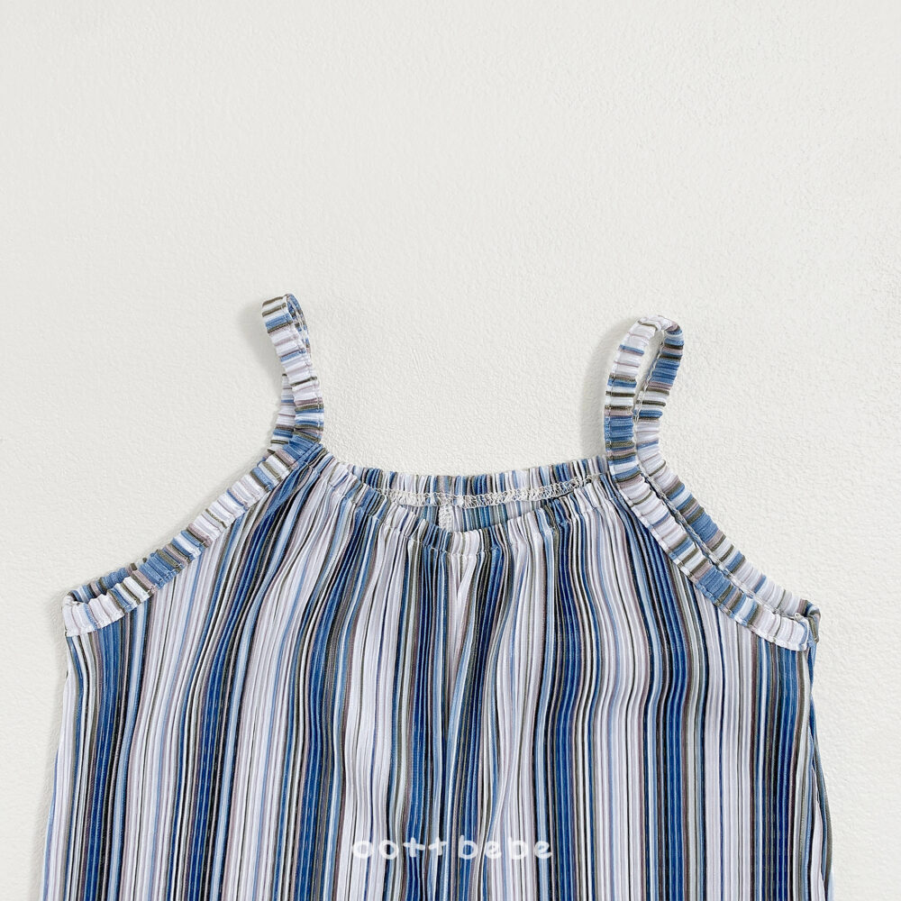 11 <b>OOTTBEBE吊帶褲</b>Summer 트윙클플리츠오버롤 75-120cm