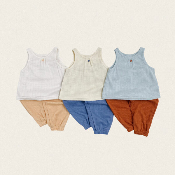 17 <b>OOTTBEBE套裝</b>Summer 오로라썸머나시상하복 75-120cm
