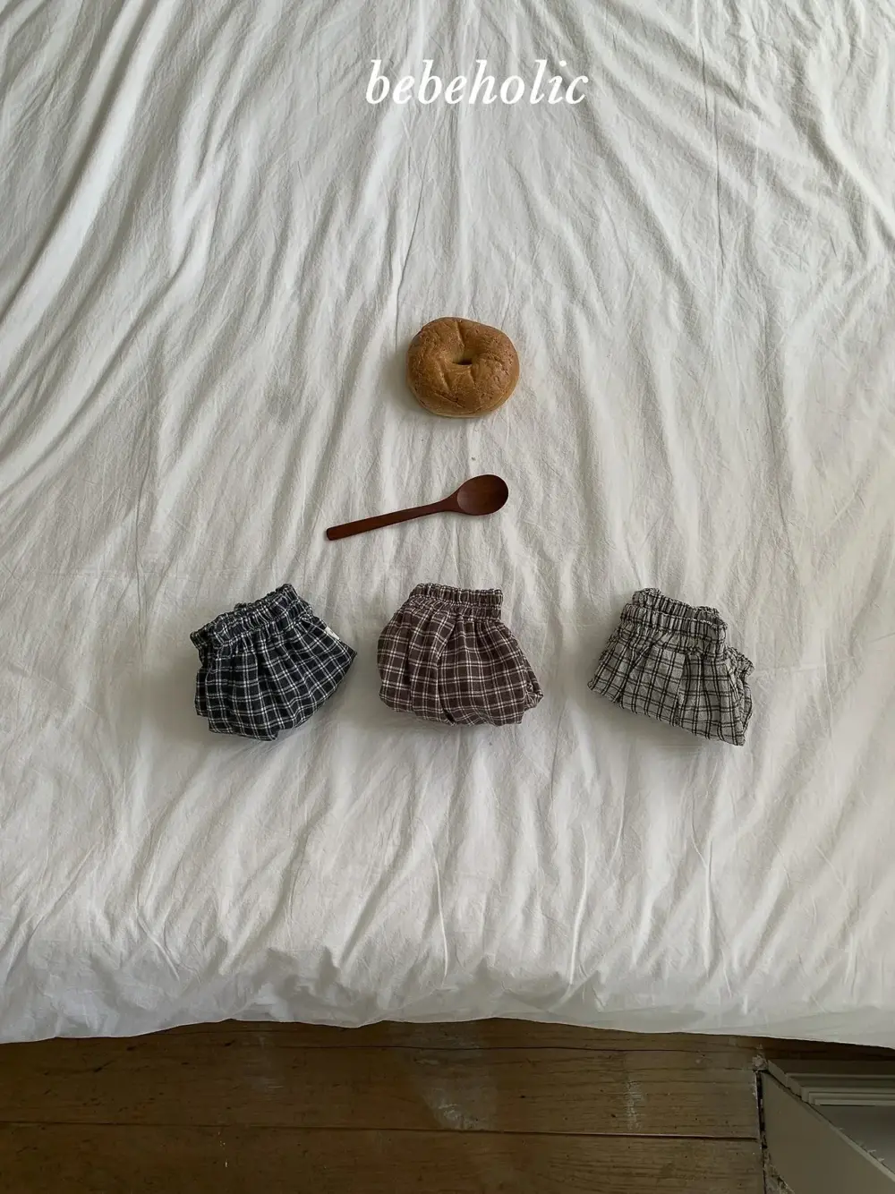 1 <b>|BABY| Bebeholic包屁衣</b>Autumn 슈비볼륨팬츠 3-24M