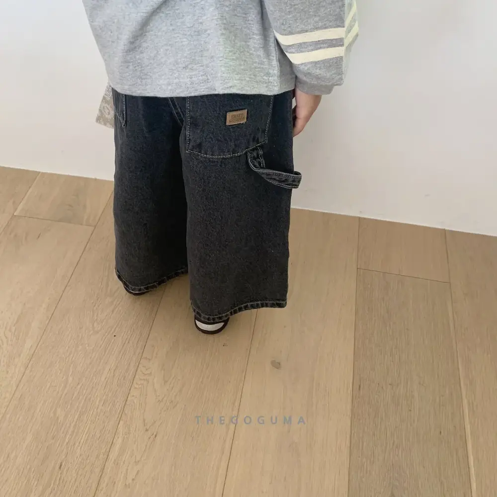 14 <b>THEGOGUMA 褲子</b>Autumn 아웃포켓버뮤다청PT 85-142cm