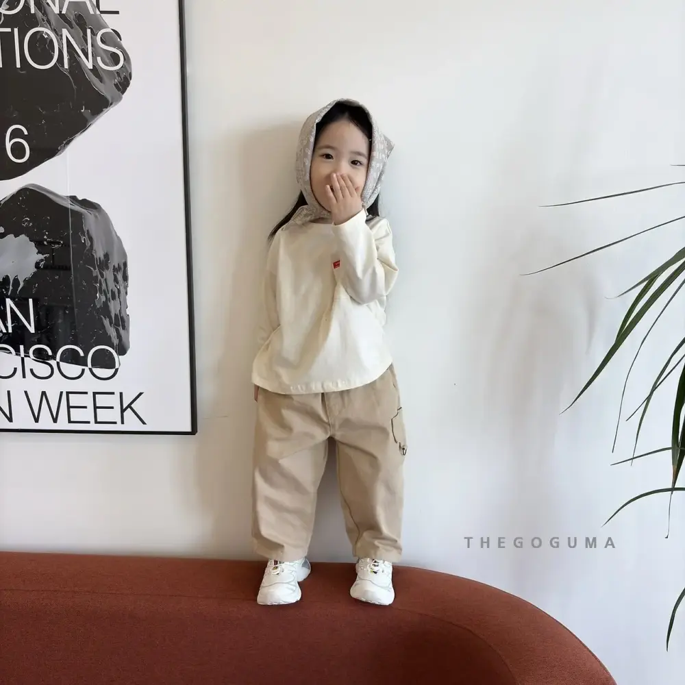5 <b>THEGOGUMA 圍巾 </b>Autumn 페이즐 스카프 FREE