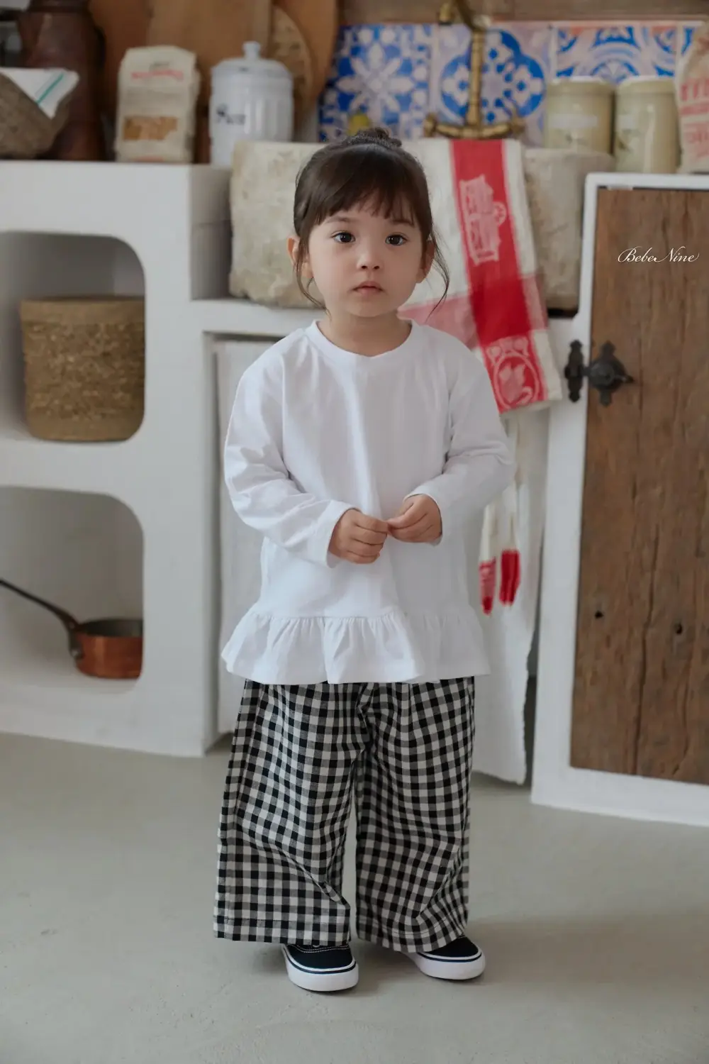 8 <b>Bebe nine上衣</b>Autumn 베이직 프릴 무지티 65-120cm