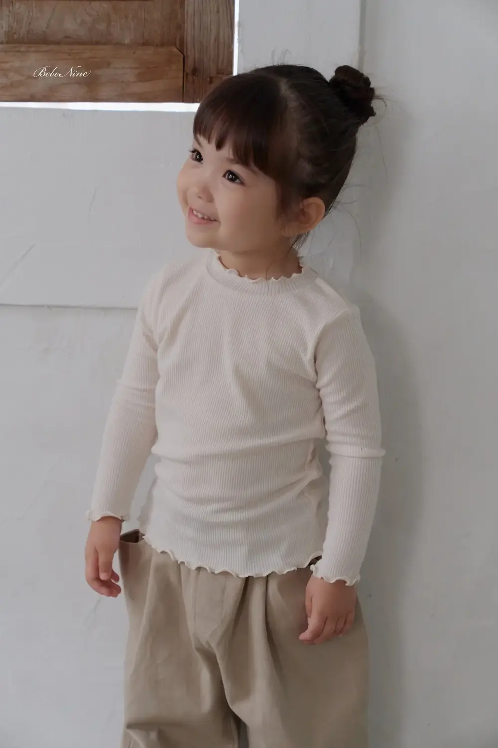 8 <b>Bebe nine上衣</b>Autumn 부들 프릴 골지티 65-120cm