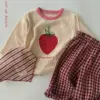 딸기티 레드 9 <b>Aosta上衣</b>Autumn 딸기티 60-115cm