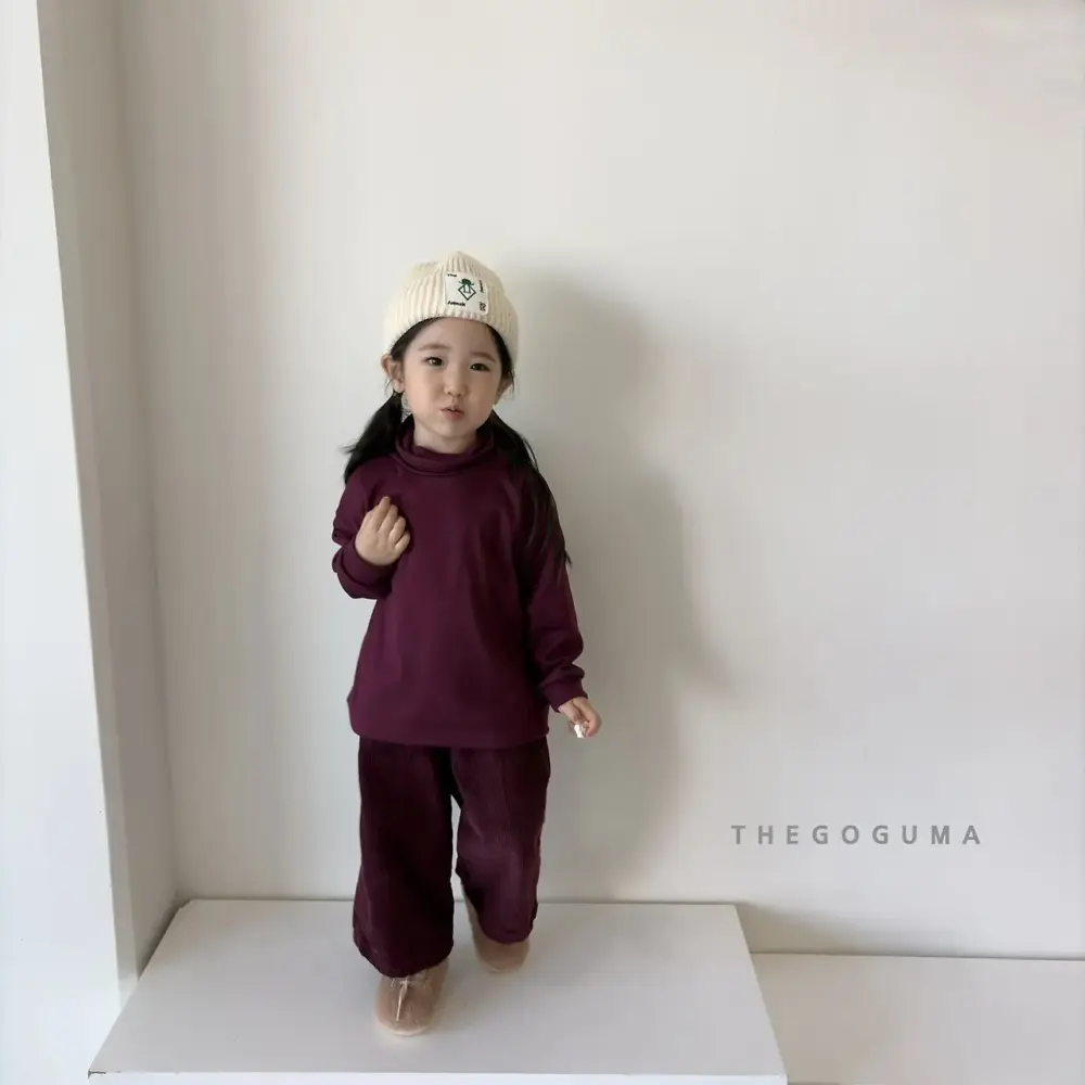 <b>THEGOGUMA 上衣</b>Winter 무지스판 폴라T 85-142cm