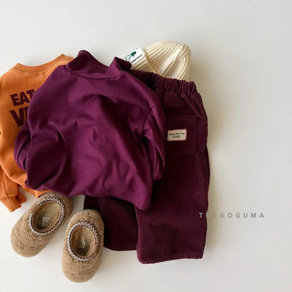 <b>THEGOGUMA 上衣</b>Winter 무지스판 폴라T 85-142cm
