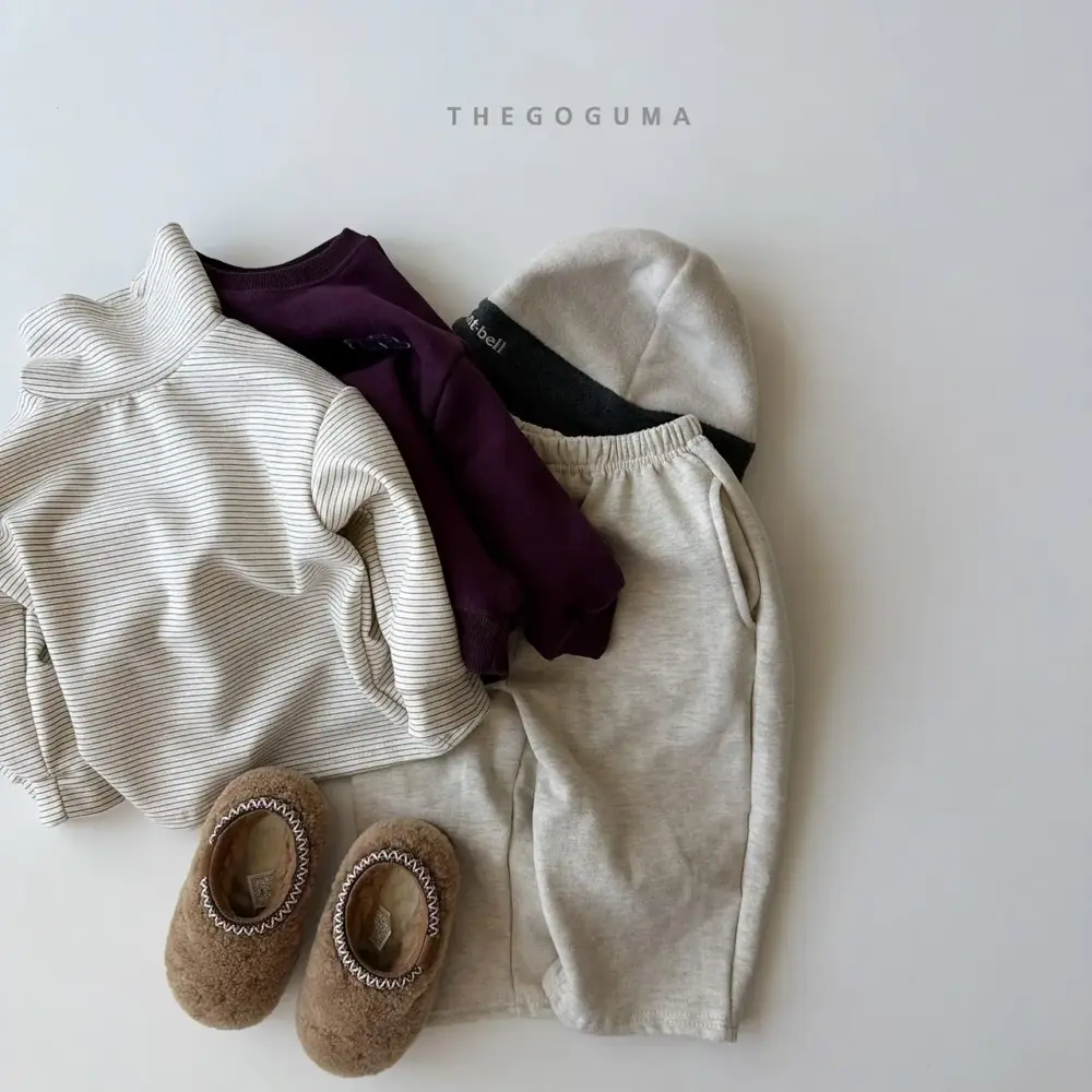<b>THEGOGUMA 上衣</b>Winter 멀티 단가라폴라T 85-142cm