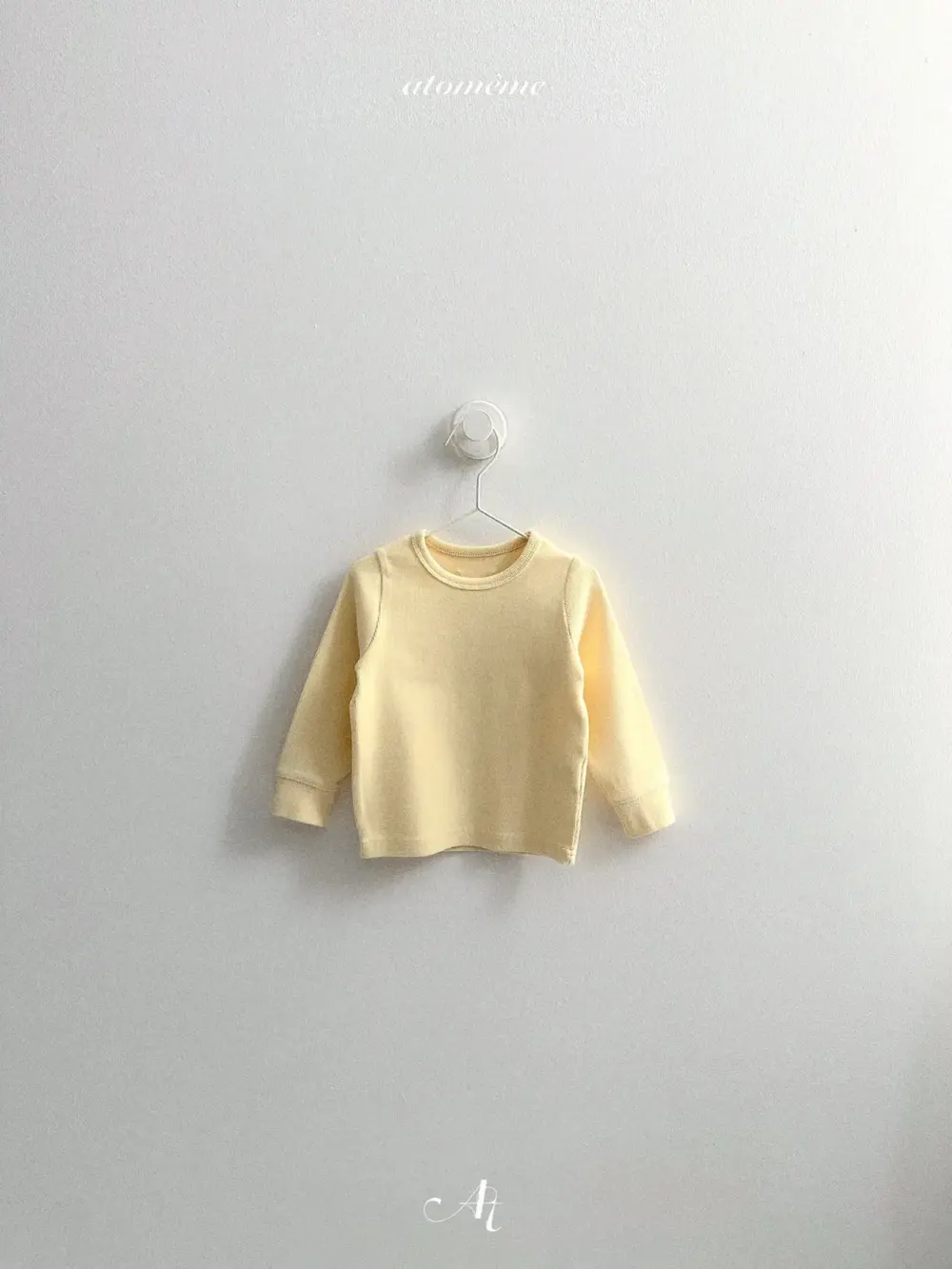 <b>Atomeme上衣</b>Winter 크림티셔츠 70-110cm